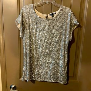 Beautiful gold sequined holiday shirt! Fully lined. Size L.